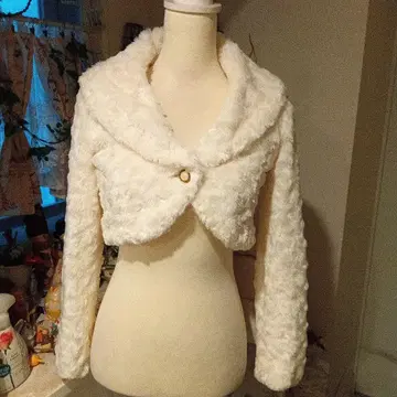 리즈리사 LIZLISA 복슬복슬 볼레로 (화이트)