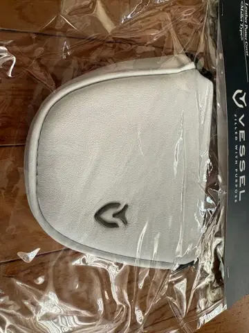 Vessel 퍼터용 골프헤드커버 화이트