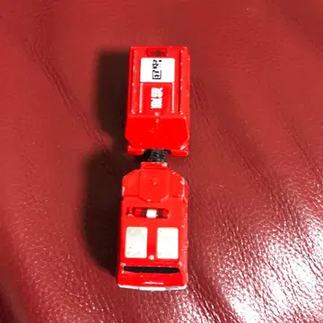 토미카 빨간색 레드샐러맨더