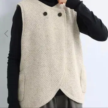 blue willow 컬러 네프 사슴 무늬 니트 베스트 내추럴