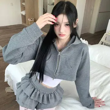 andwang Kirakira Short Zip up gray