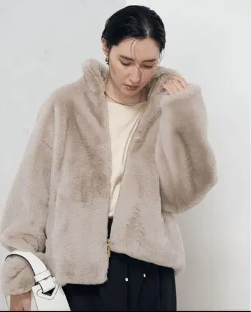 새상품급 TATRAS 타트라스 BARBRA 퍼 블루종 발브라