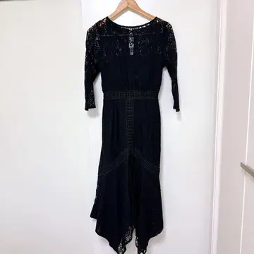 블랙 레이스 드레스 3/4 소매 비대칭 원피스 LAGUNAMOON