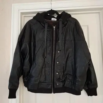 예카베카 Edit 후드 부착 가죽 아우터 후드티 후디 보아