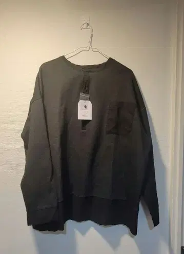 안티카 헨리넥 도킹 맨투맨 상의