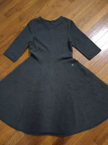 FOXEY 다크 그레이 A라인 원피스