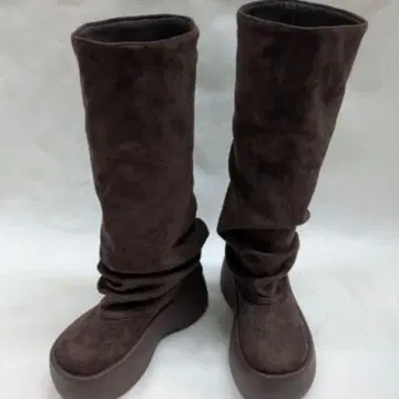 아베일 앗 몰드 커버 롱 부츠 CHIP CLIP