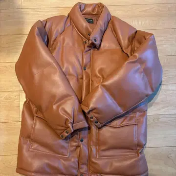 GARAM. 브라운 가죽 다운 자켓 L 사이즈