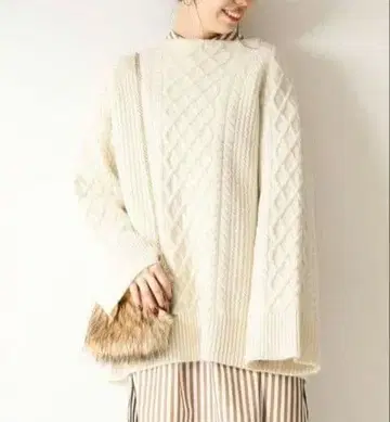 Spick & Span 스팽앤스팬 해밀턴 울 케이블 니트