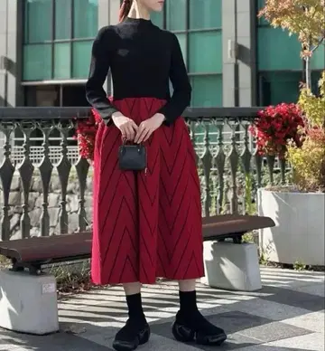 신춘 세일 택 포함 미사용 씨에프씨엘 롱 원피스 블랙 레드