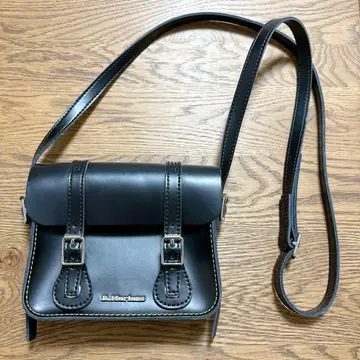 닥터마틴 사첼백 미니백