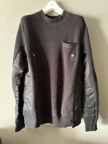 Sacai 포켓 니트 MA-1 풀오버 블랙 SCM-041 사카이