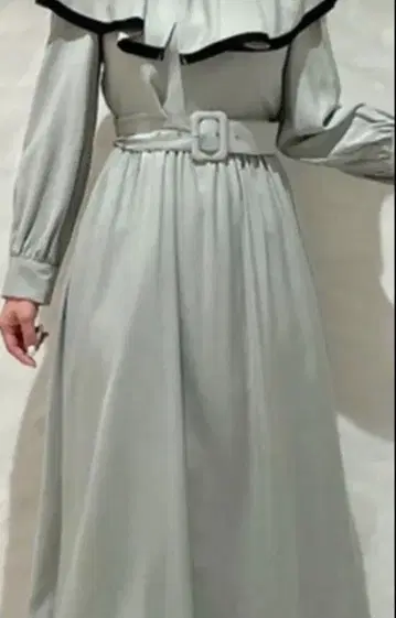 프릴 옷깃 긴팔 롱 원피스