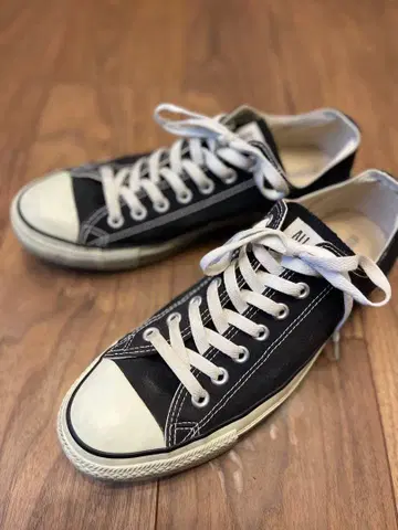 블랙 캔버스 로우컷 스니커즈