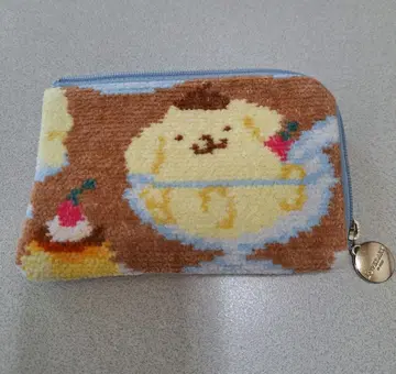 새상품급 러브리 바이 페이러 폼폼푸딩 L자 파우치