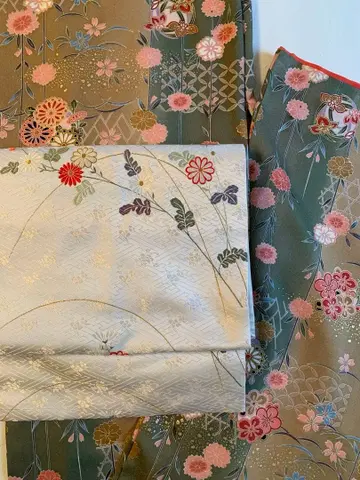 코몬 화려한 고전 무늬 이중 기모노