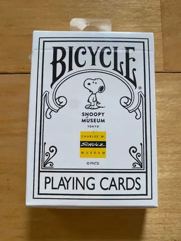 스누피 뮤지엄 카드놀이