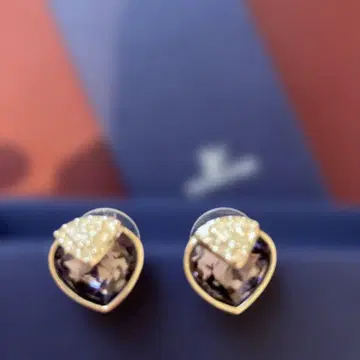 하트 모양 스와로브스키 귀걸이