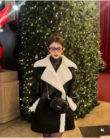 디안테 오버사이즈 무스탕 코트