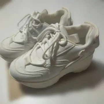 화이트 통굽 스니커즈 L 사이즈