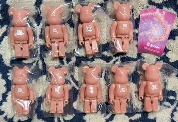 [ 시리즈 45 베이직 8종, 9자 세트 ] 베어브릭 축광