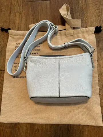 ecco 숄더백 스카이블루