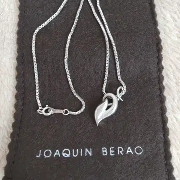 [ Joaquin Berao ] 호아킨 베라오 실버 목걸이