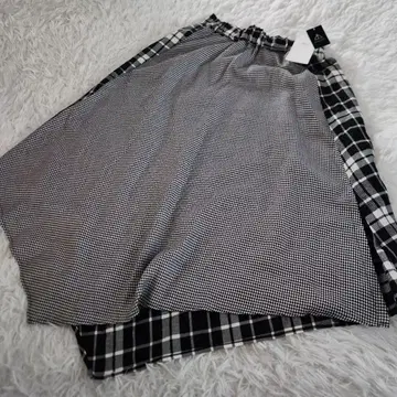 AZUL 아 줄 체크 롱 스커트 모노톤 화이트 블랙 M