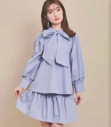 라이트 블루 리본 포함 셋업