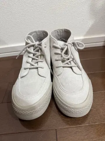 새상품급 컨버스 CS CHUKKA SK MID 24.0cm 샌드