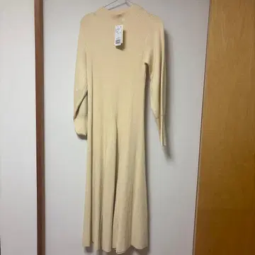 NOBLE 리브 니트 롱 원피스 긴팔