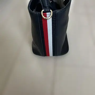 타미힐피거 네이비 핸드백 새상품급