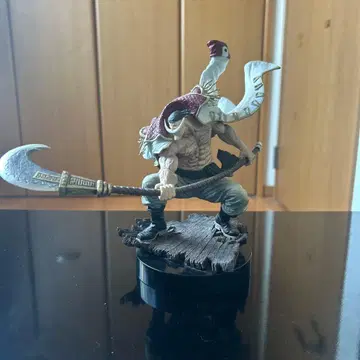 원피스 흰 수염