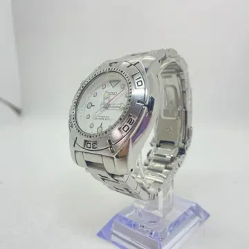 SEIKO 세이코 5M62-0AY0
