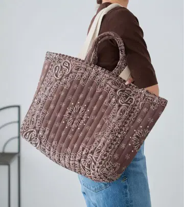 새상품급 IENA MALUS 반다나 패턴 퀼팅 토트백