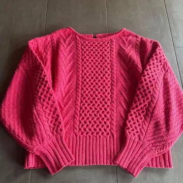 CURRENTAGE 꽈배기 디자인 핑크 니트