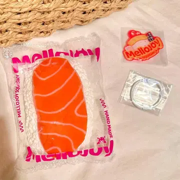 Mellojoy 스퀴즈 연어 초밥