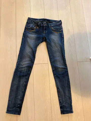 아르마니 익스체인지 스키니 데님 다크 블루