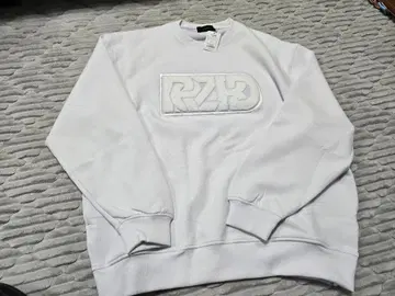 [ 새상품 ] ReZARD 화이트 트레이닝복 M 사이즈 맨투맨