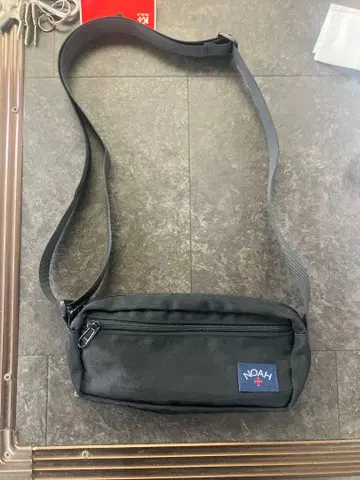NOAH 노아 숄더백
