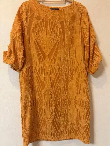 RASHEL COURT 오렌지 자수 7부 소매 원피스 튜닉