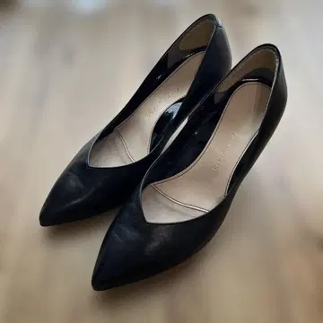 블랙 스틸레토 펌프스 23.5cm