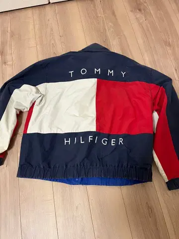 Tommy Hilfiger 패널 디자인 자켓