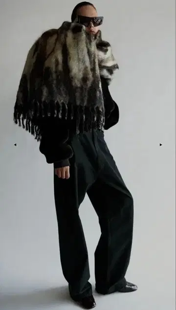 PHOEBE PHILO 스트레이트 블랙 데님