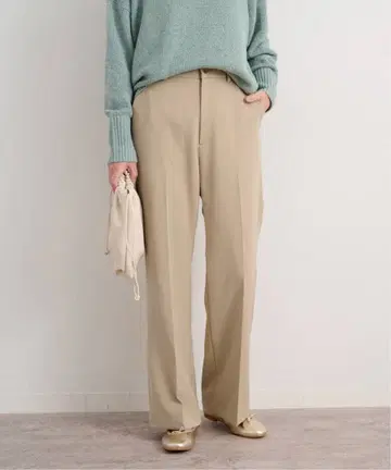 relume 베이지 슬랙스