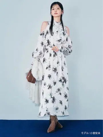 [컨디션 최상] LILY BROWN 숄더 오픈 원피스 IVR 1