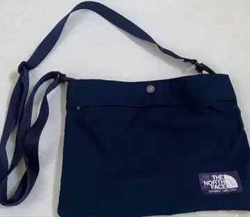 THE NORTH FACE 네이비 사코슈