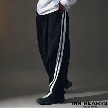 사이드 스트라이프 와이드 팬츠 나일론 블랙 한정판 전개 MR HEARTS