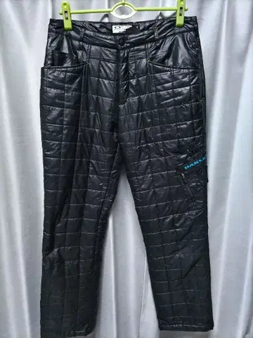 오클리 골프 퀼팅 충전솜 팬츠 블랙