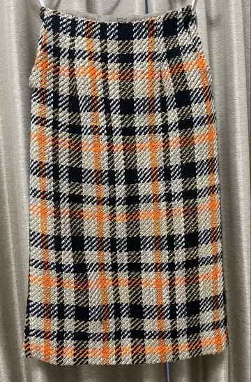 스트로베리 필드 로빙 체크 타이트 스커트